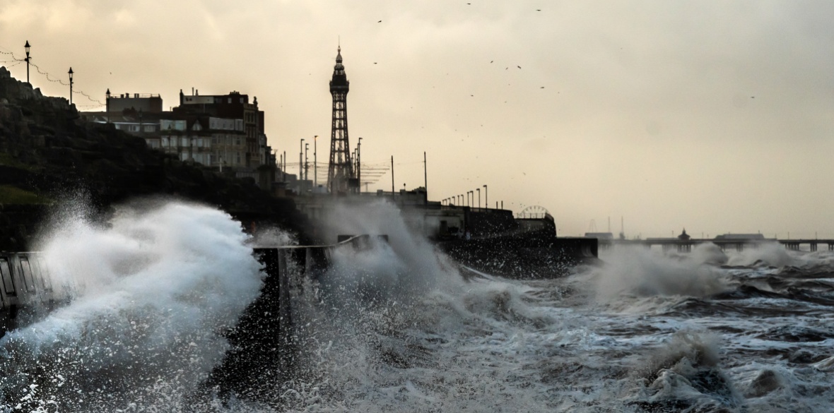 Two Dead And Tens Of Thousands Without Power After Storm Isha | Morning ...